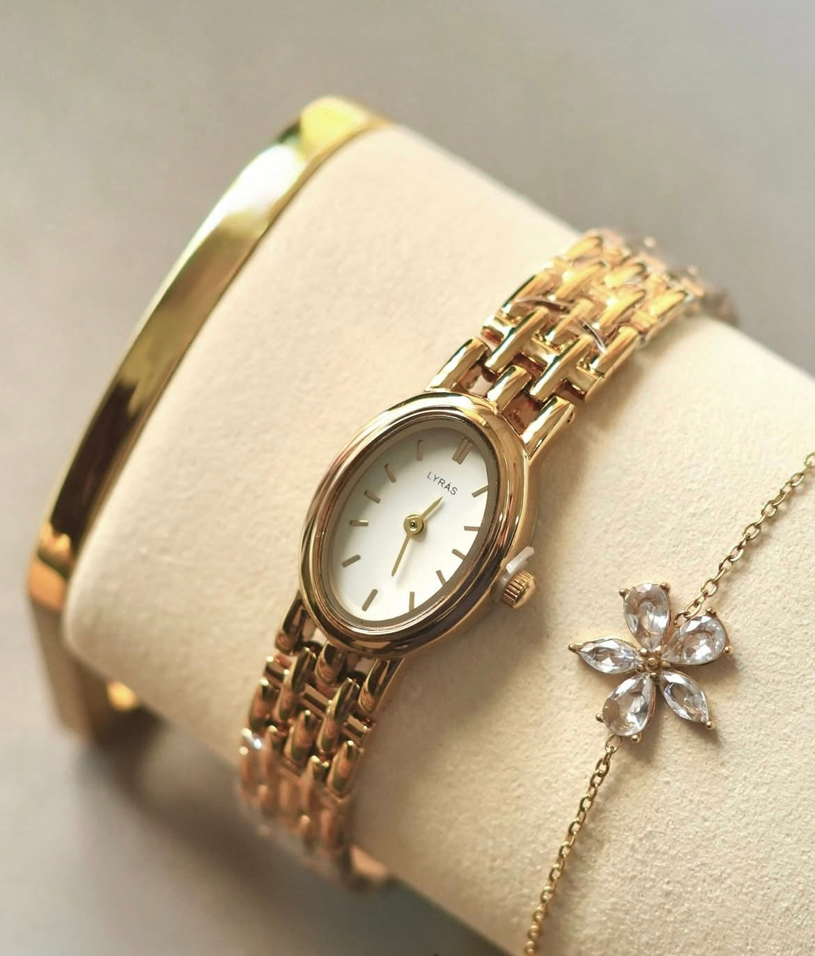 Laya Watch with Bracelet