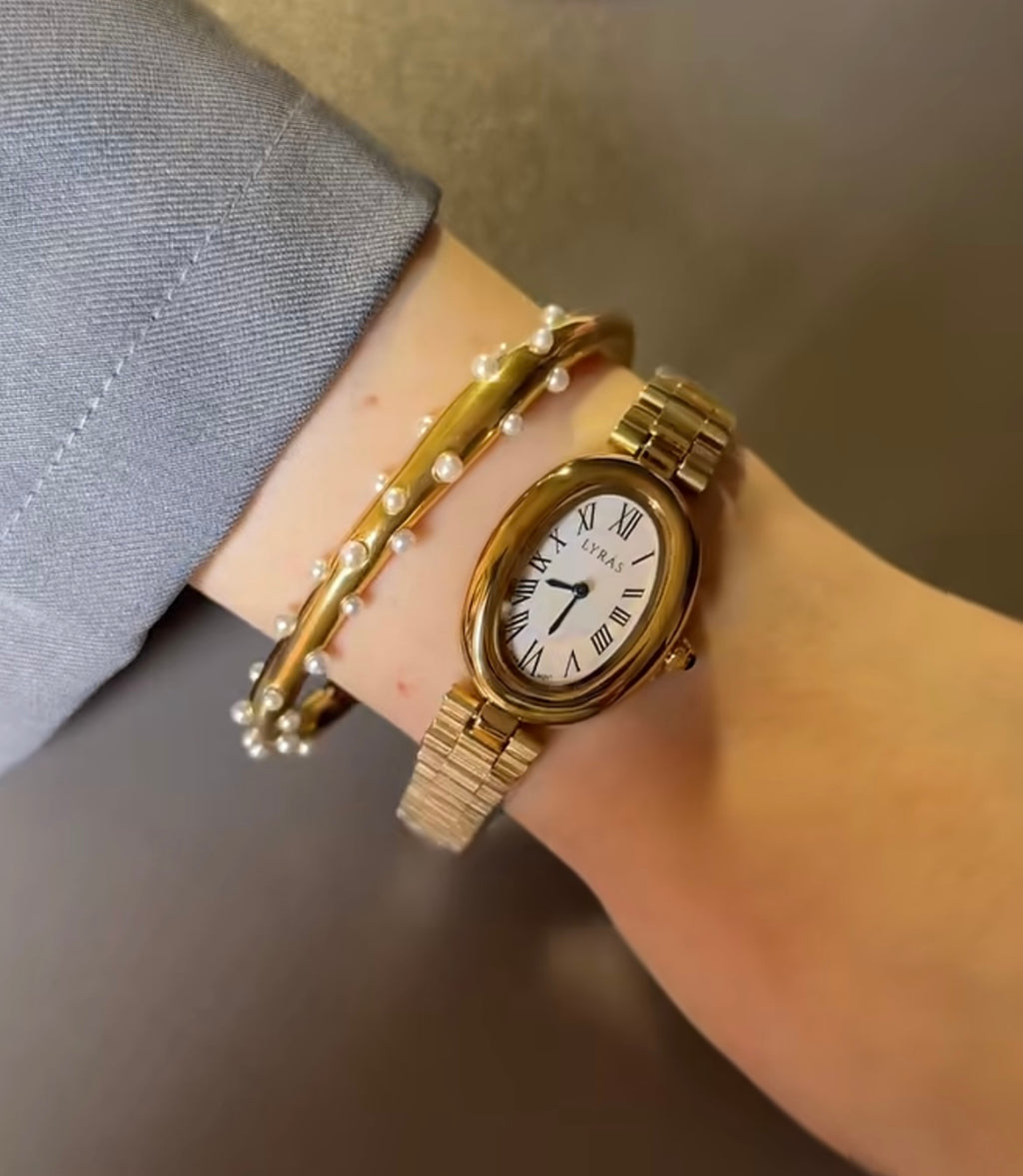 Alora Watch stack
