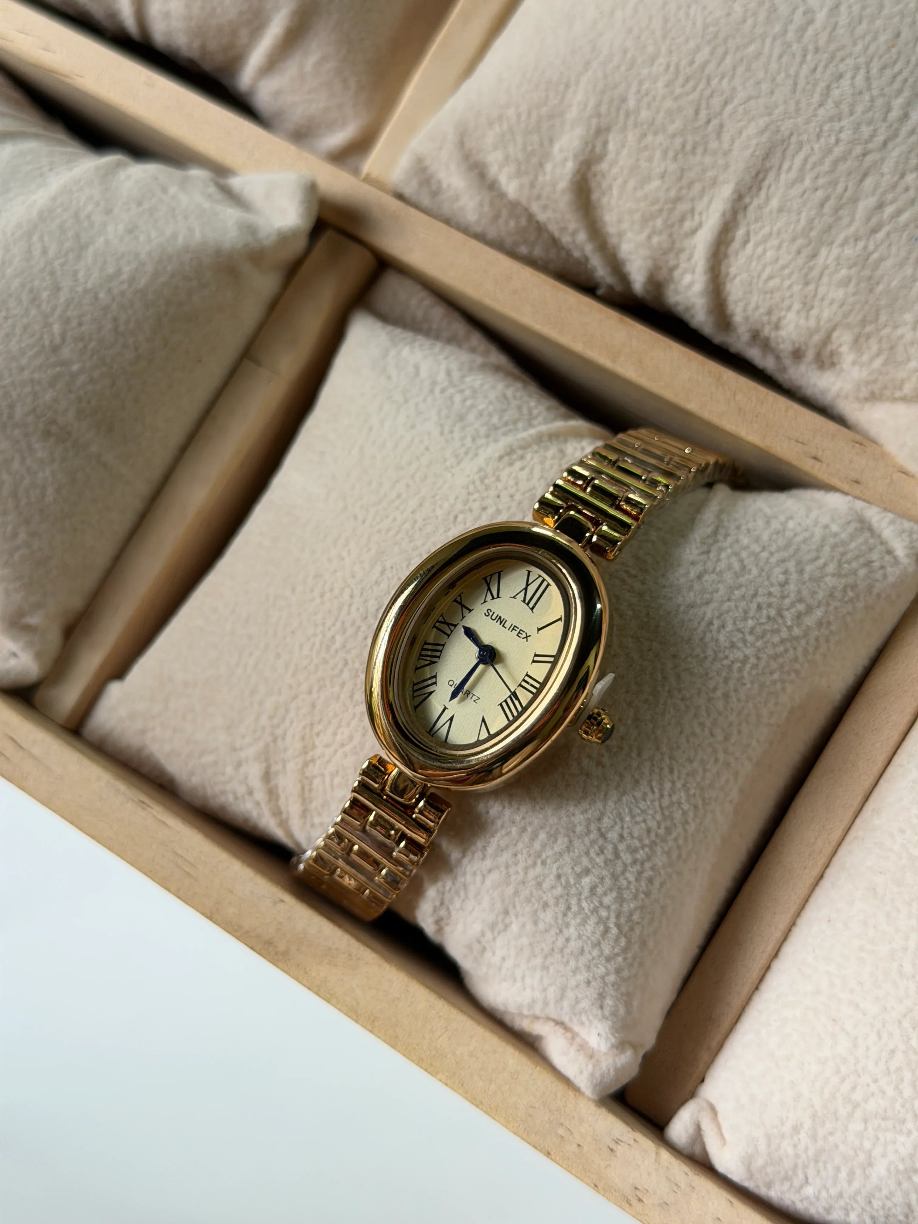 Aurex Luxe vintage watch